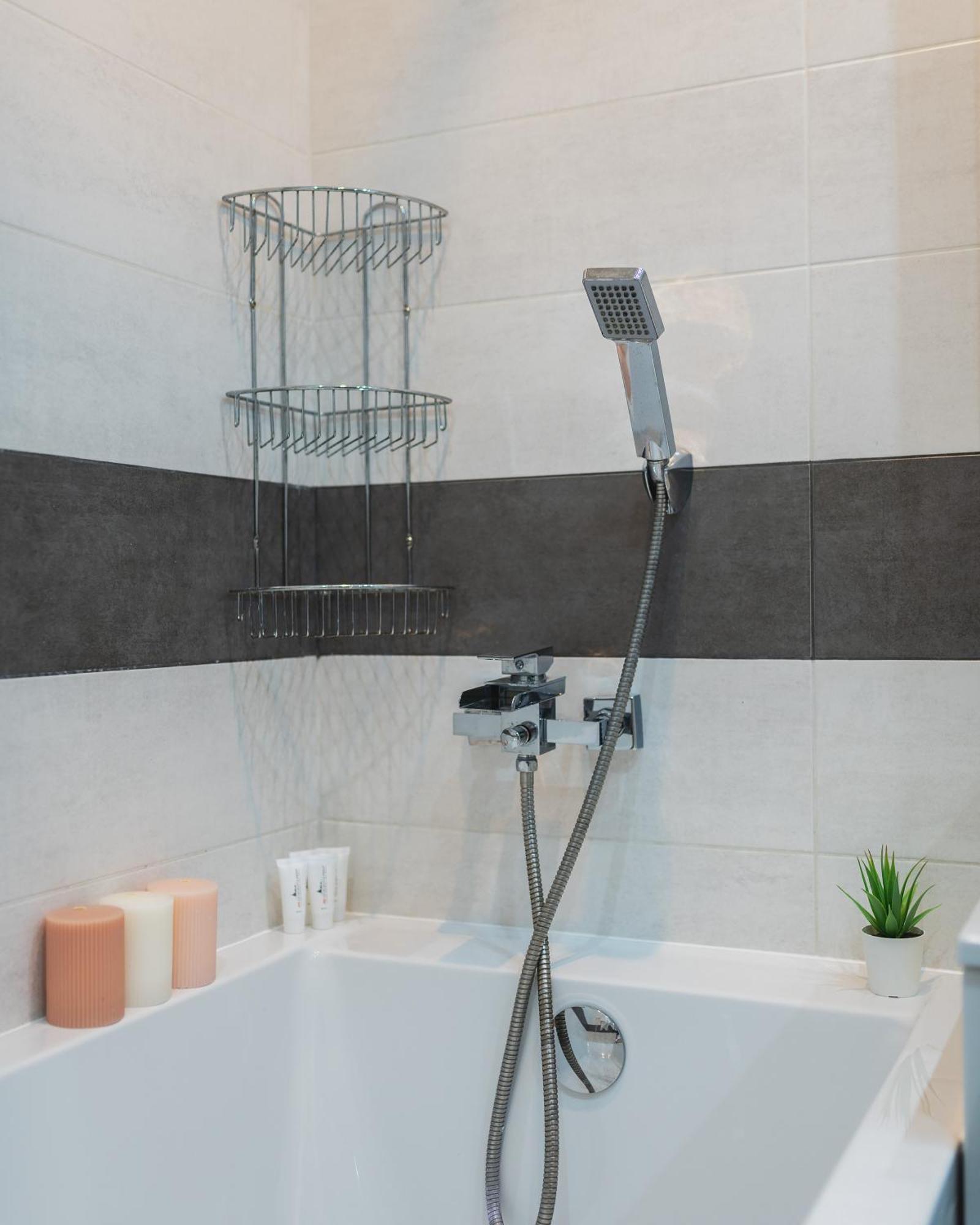 P&O Apartments Wola Tarasy Варшава Екстериор снимка